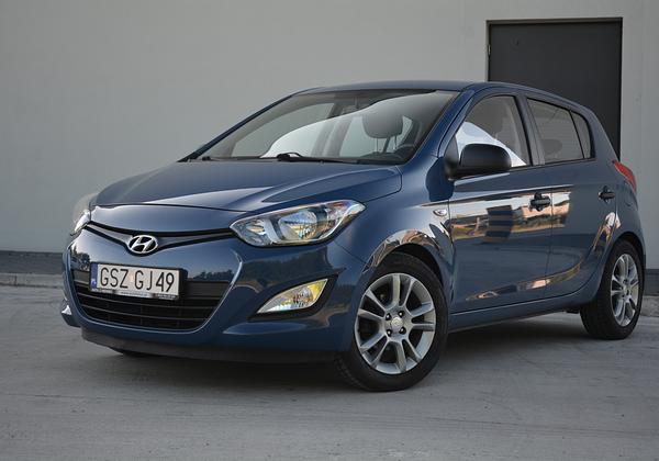 i20